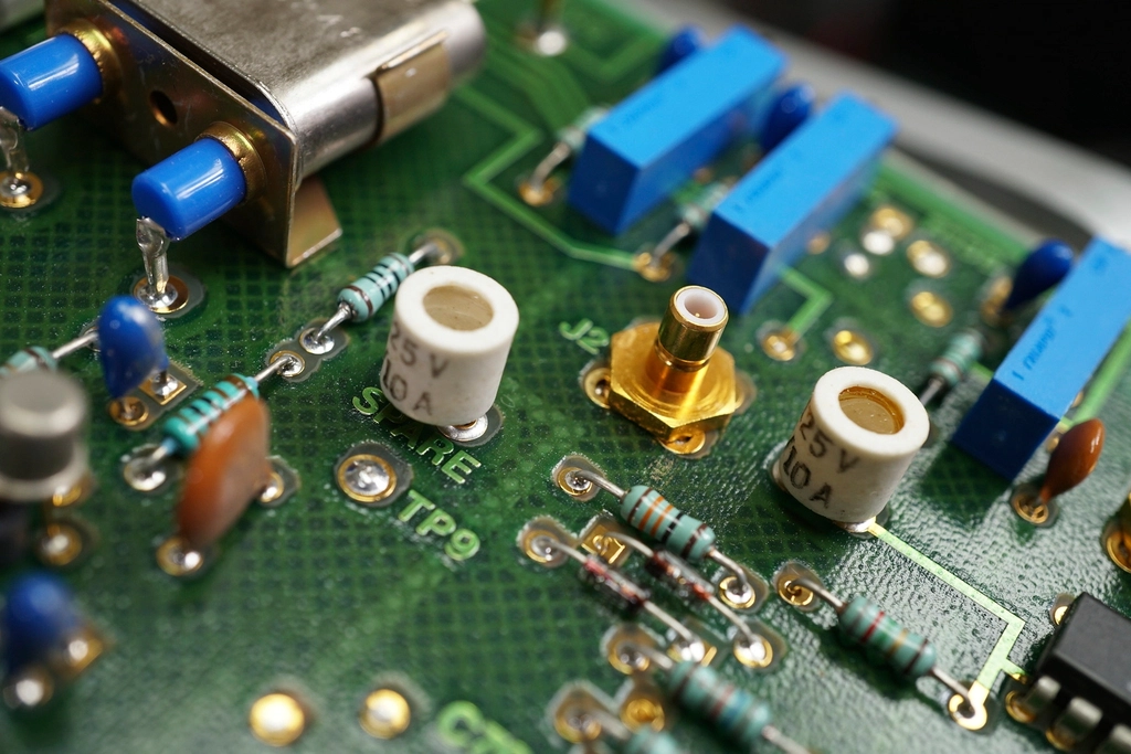 chuhaiexpo-v2-electronics-6904149 electronics related image for overseas exhibition article